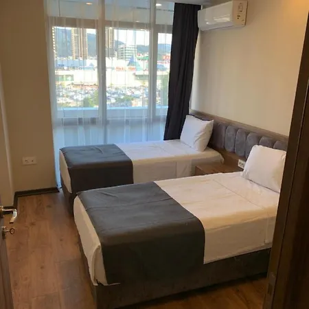 Royal Hotel 4*