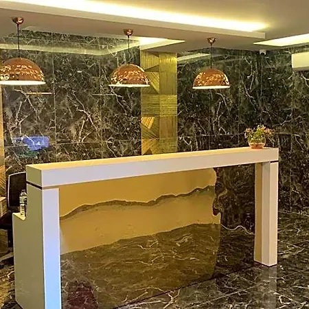 Hotel Royal 4*