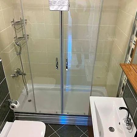 Royal 4*